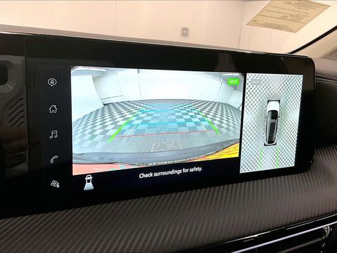 New 2025 Nissan Kicks SR w/ SR Premium Package FWD image 52