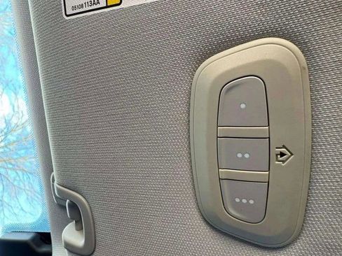 Used 2022 Jeep Cherokee Limited w/ Elite Package image 51