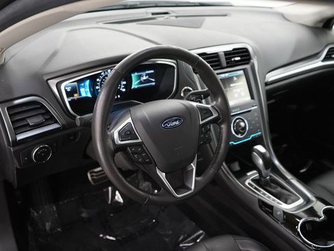 Used 2014 Ford Fusion Titanium FWD image 19