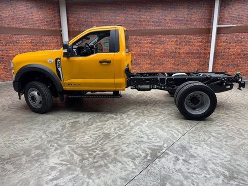 New 2026 Ford F550 XL image 2