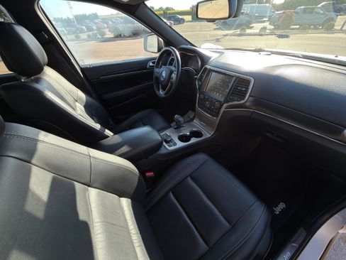 Used 2014 Jeep Grand Cherokee Limited AWD/4WD image 12