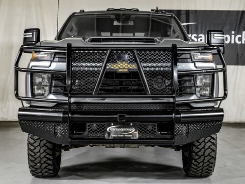 Used 2024 Chevrolet Silverado 3500 LT w/ All Star Edition AWD/4WD image 3