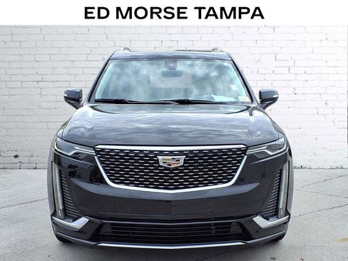 Used 2021 Cadillac XT6 Premium Luxury image 6