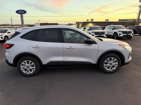 New 2026 Ford Escape Active w/ Cold Weather Package image 9