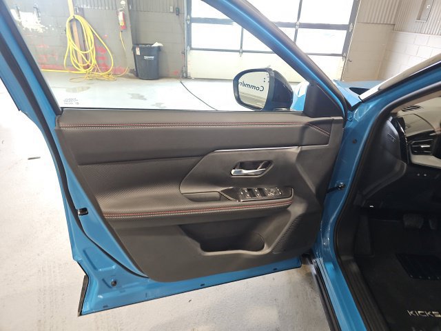 New 2026 Nissan Kicks SR w/ SR Premium Package AWD/4WD image 10