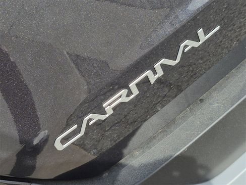 New 2026 Kia Carnival EX image 8