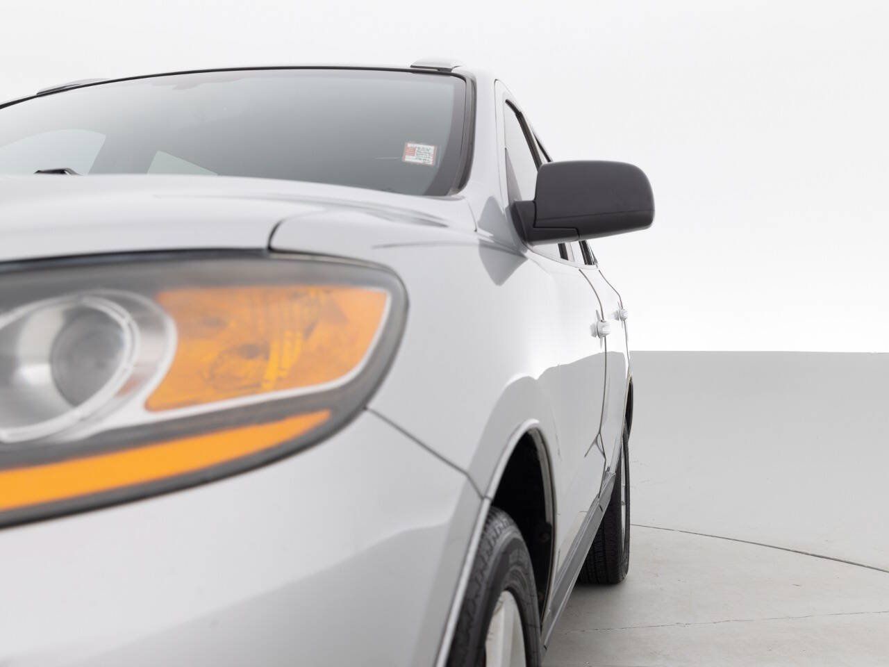 Used 2009 Hyundai Santa Fe Limited FWD image 12