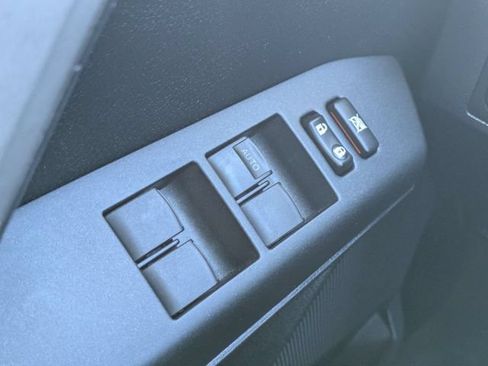 Used 2016 Toyota RAV4 LE FWD image 20