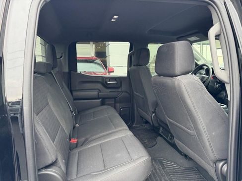 Used 2023 Chevrolet Silverado 1500 Custom image 12