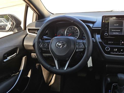 Used 2022 Toyota Corolla SE FWD image 14