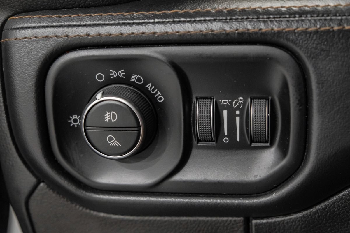 Used 2019 RAM 1500 Limited AWD/4WD image 26