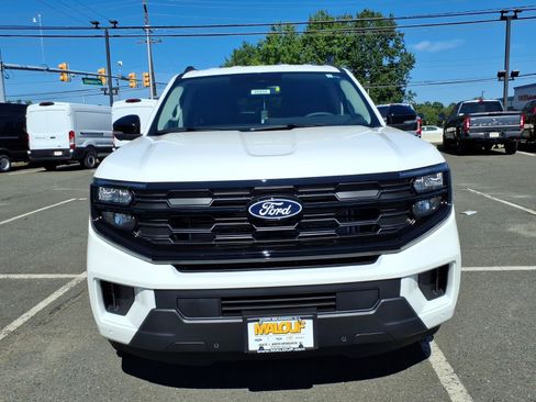 New 2027 Ford Expedition Active AWD/4WD image 2