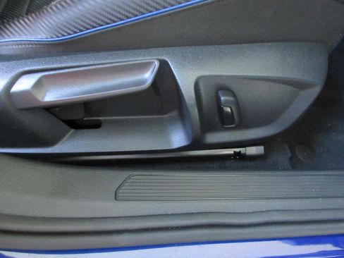 Used 2022 Volkswagen Golf R AWD/4WD image 29
