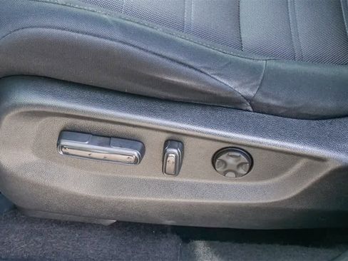 Used 2019 Honda CR-V EX image 19