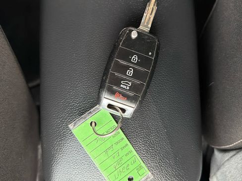 Used 2018 Kia Forte LX image 32