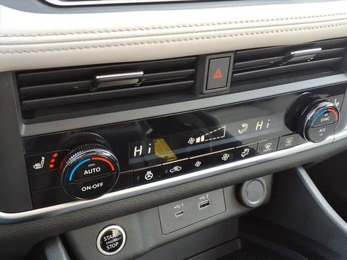 Certified 2023 Nissan Rogue SV w/ SV Premium B Package image 12