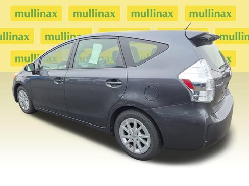 Used 2012 Toyota Prius V Two FWD image 10
