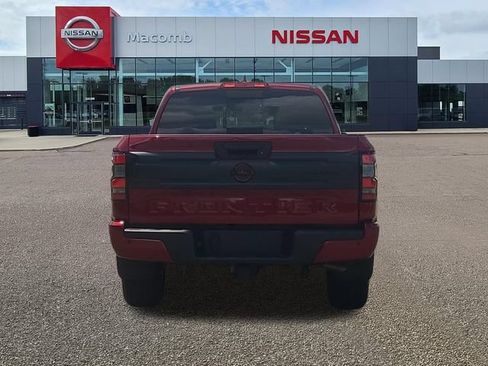 Used 2025 Nissan Frontier PRO-4X AWD/4WD image 6