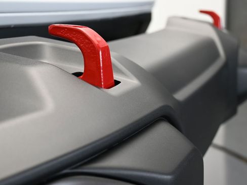 Used 2025 Jeep Wrangler Rubicon w/ Xtreme 35 Tire Package AWD/4WD image 36