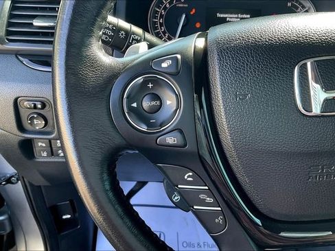 Used 2020 Honda Ridgeline RTL-E image 10