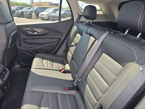 Used 2024 GMC Terrain Denali w/ Denali Premium Package AWD/4WD image 24
