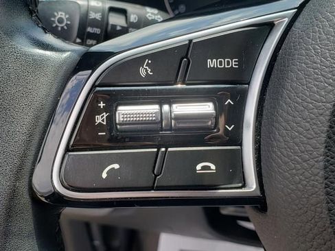 Used 2021 Kia Seltos S AWD/4WD image 24