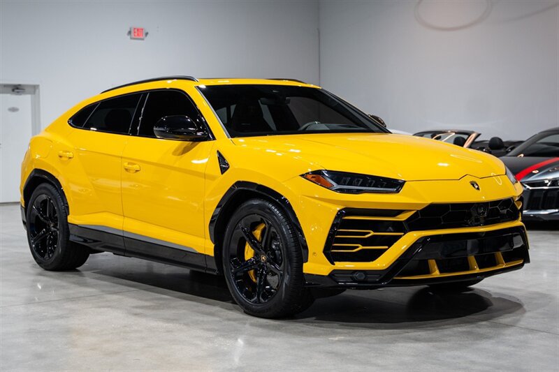Used 2020 Lamborghini Urus AWD/4WD image 14