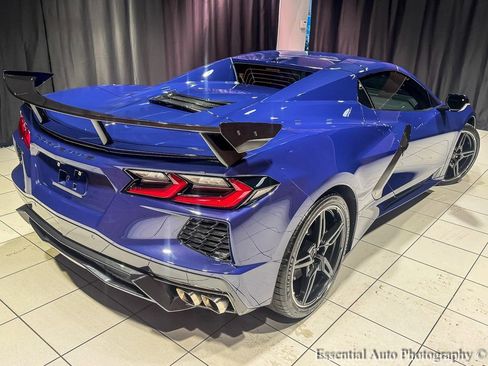 Used 2025 Chevrolet Corvette Stingray w/ Battery Protection Package image 10