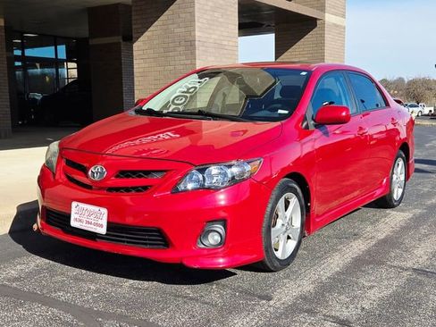 Used 2012 Toyota Corolla S image 3