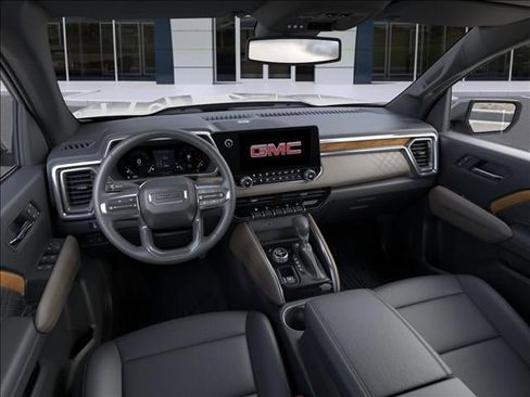 New 2026 GMC Canyon Denali image 15