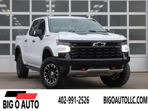 Used 2024 Chevrolet Silverado 1500 ZR2 w/ Technology Package image 1