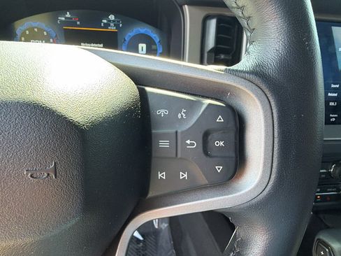 Used 2025 Ford Bronco Outer Banks w/ Sasquatch Package AWD/4WD image 27