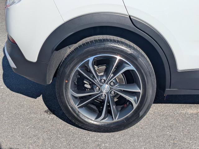 Certified 2021 Buick Encore GX Select w/ Advanced Technology Package FWD image 11