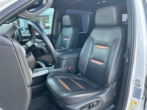 Used 2022 GMC Sierra 2500 AT4 w/ AT4 Preferred Package AWD/4WD image 16