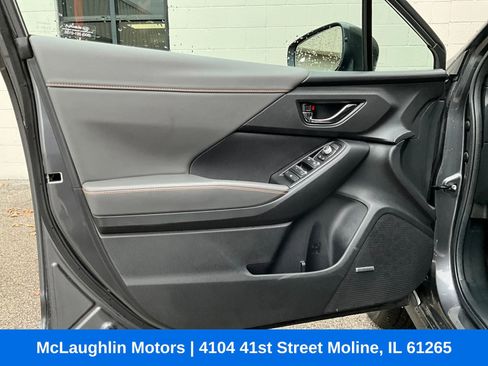 Certified 2025 Subaru Crosstrek 2.5i Limited w/ Crosstrek Mirror Package image 15