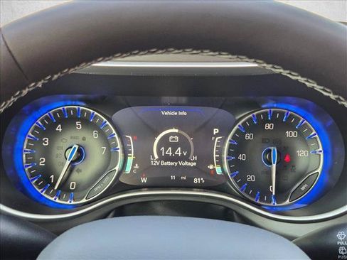 New 2027 Chrysler Pacifica Select FWD image 11