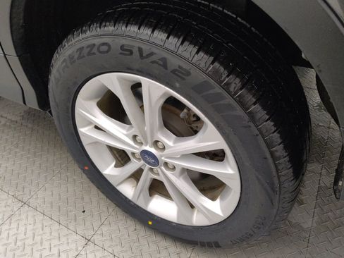 Used 2018 Ford Escape SE FWD image 31