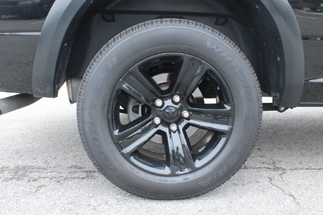Used 2024 RAM 1500 Warlock AWD/4WD image 30
