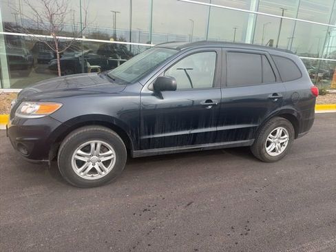 Used 2012 Hyundai Santa Fe GLS image 3
