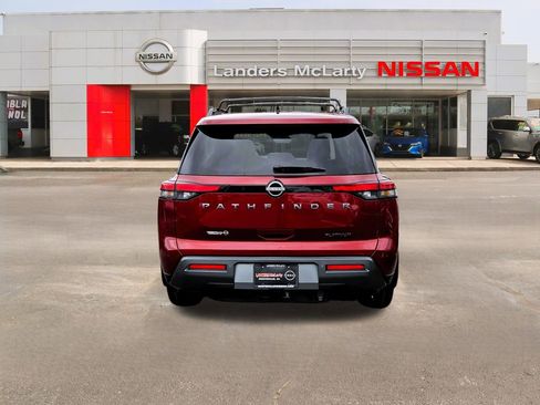 New 2026 Nissan Pathfinder Platinum w/ Cargo Package image 4