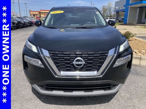 Used 2023 Nissan Rogue SV image 9
