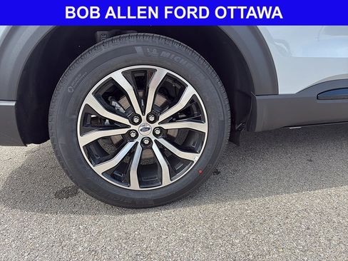 Used 2026 Ford Explorer ST-Line AWD/4WD image 11