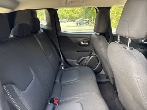 Used 2020 Jeep Renegade Sport FWD image 28