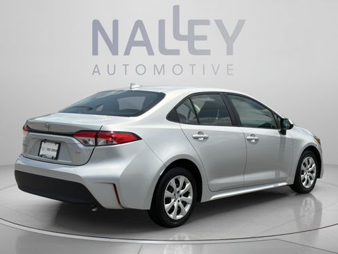 Used 2024 Toyota Corolla LE FWD image 5