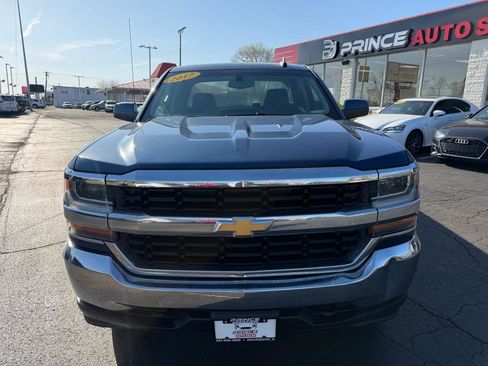 Used 2017 Chevrolet Silverado 1500 LT AWD/4WD image 2