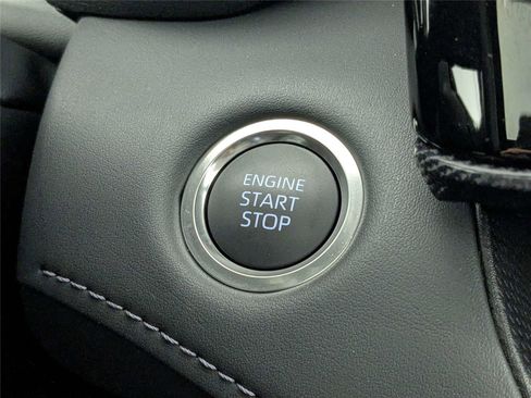 Used 2025 Toyota Highlander XSE image 28