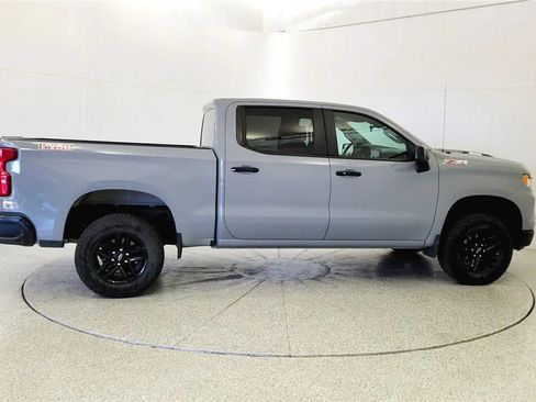 Used 2024 Chevrolet Silverado 1500 LT Trail Boss AWD/4WD image 9