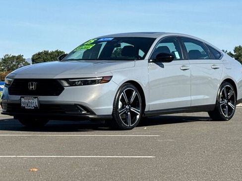 Certified 2025 Honda Accord Sport image 8