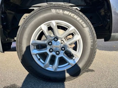 Used 2022 Chevrolet Silverado 1500 LT image 13