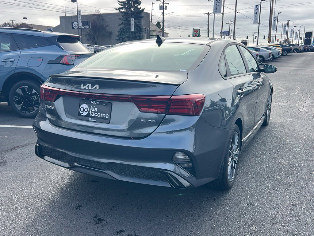 Used 2024 Kia Forte GT-Line w/ GT-Line Premium Package FWD image 9